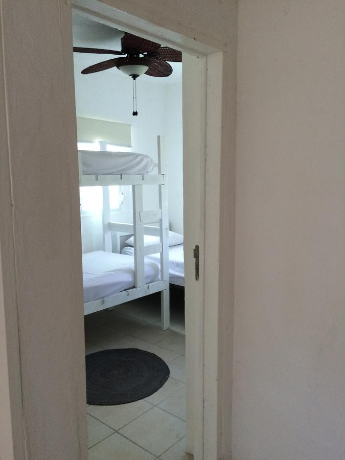 Vicky'S Keys Hostel Upper Princeʼs Quarter Esterno foto