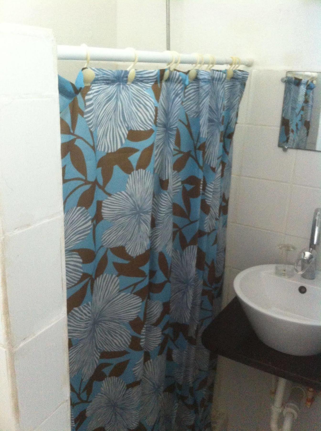 Vicky'S Keys Hostel Upper Princeʼs Quarter Esterno foto